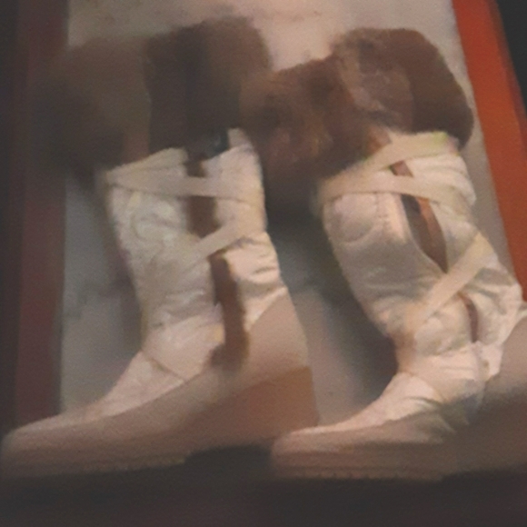 Coach puffer sherpa lined rabbit fur cuff boots sz 8.5 Makenzie - Picture 1 of 10